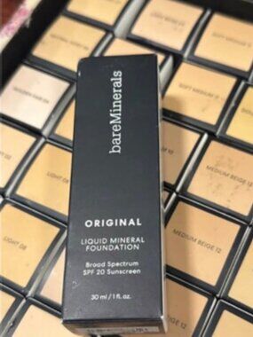 bareMinerals - bareEscentuals Original Liquid Mineral Found Fair Ivory 02